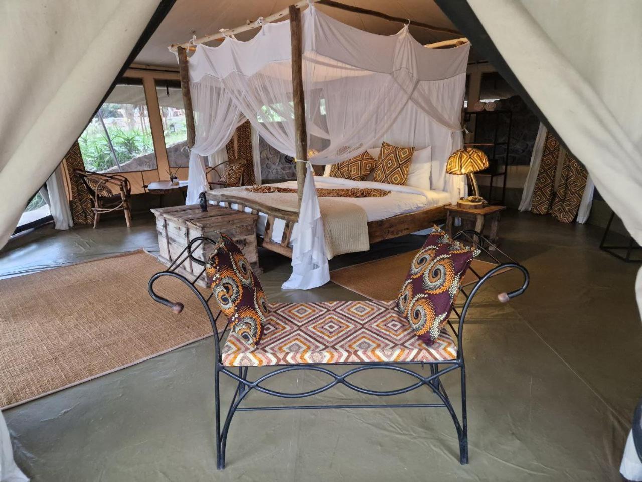 Dolly Farm & River Camp, Luxury Tents Usa River Zewnętrze zdjęcie